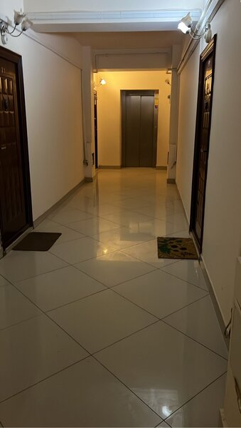 Militari (cartier Militari Residence, aproape de Ballroom)